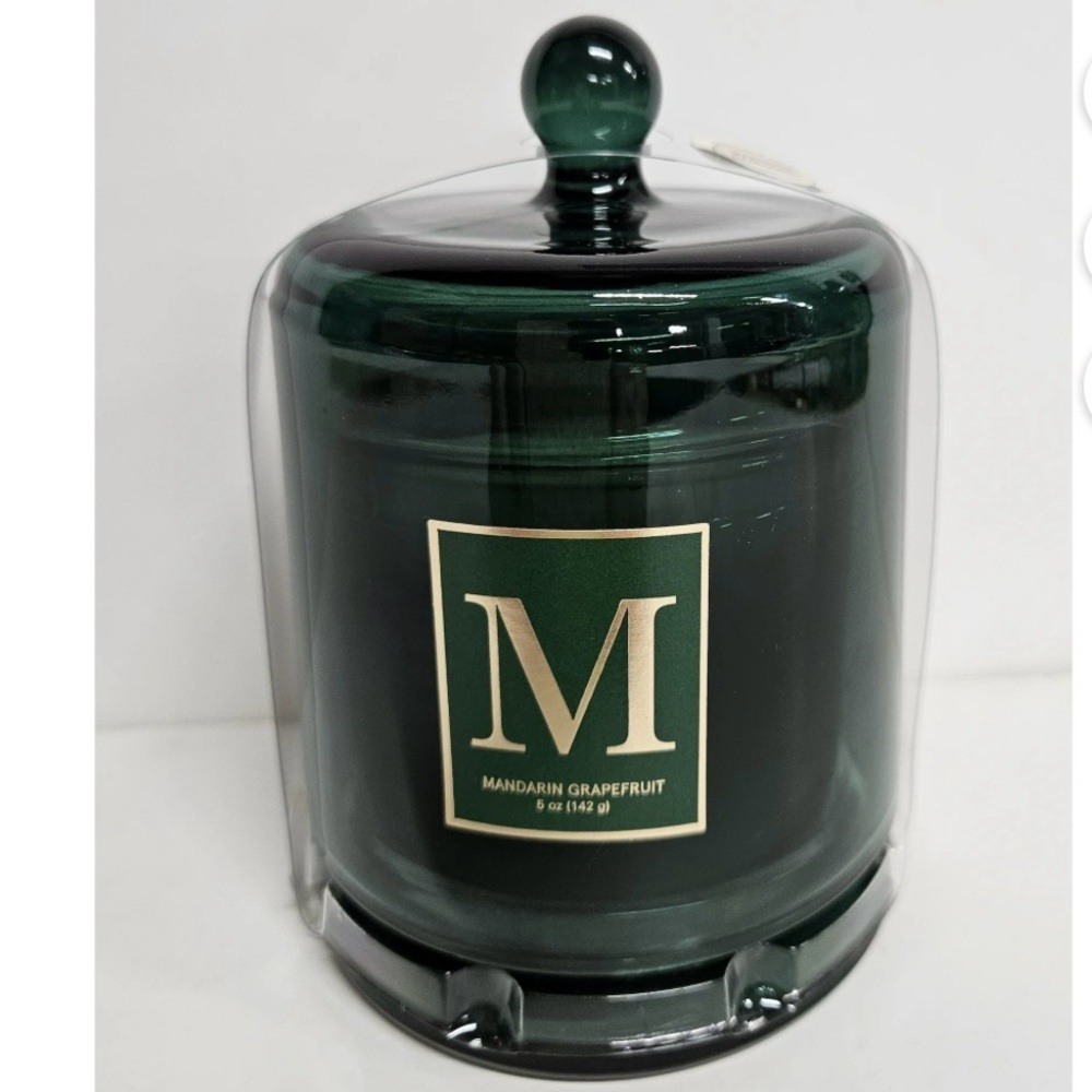 Modern Expressions, Monogram Candle “M” Mandarin & Grapefruit Candle w/Lid  5oz
